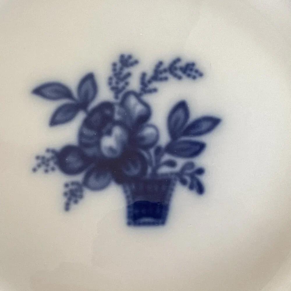 Williams Sonoma Flow Blue Salad Plate Dessert Floral Blue White